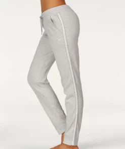 Bench. Homewearhose mit Metallic-Streifen Dunkelblau, Hellgrau, Weinrot, Schwarz -Bench Verkaufsgeschäft 0917c12b 2ceb 59a7 b792 7fdaa3363a57