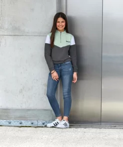 Bench. Sweatshirt mit modischen Einsätzen -Bench Verkaufsgeschäft 0e58501b df5b 574a b38d f309eee68e7d