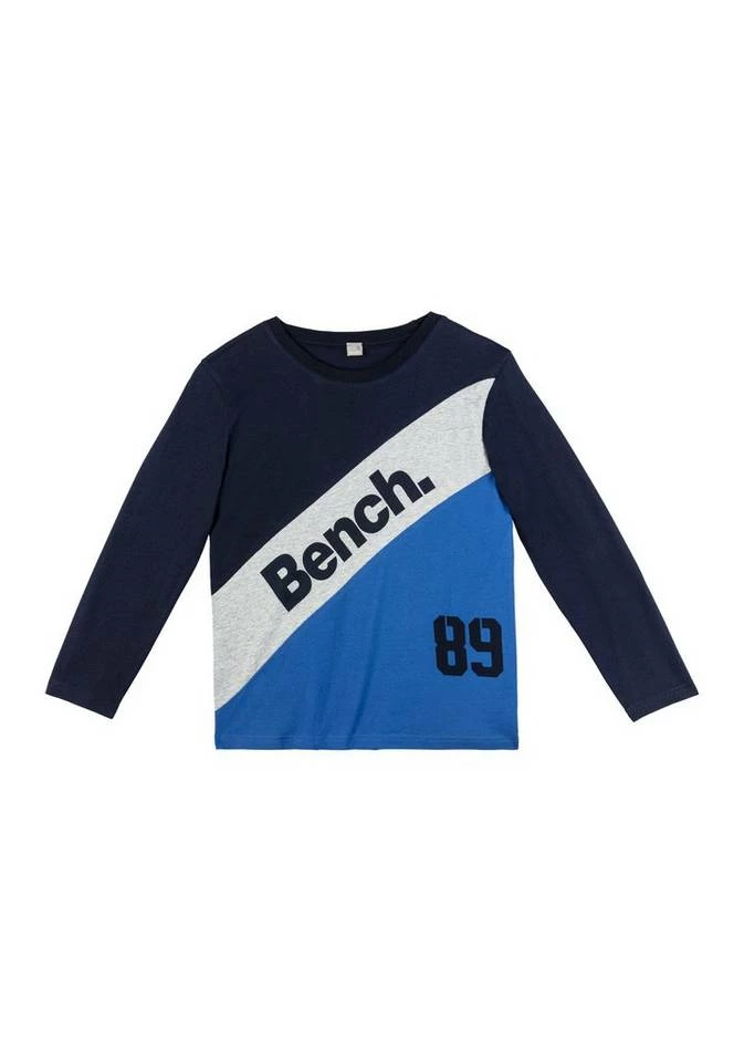 Bench. Pyjama mit aufwendig bedrucktem Oberteil 4 Bench. Pyjama mit aufwendig bedrucktem Oberteil – Bild 4