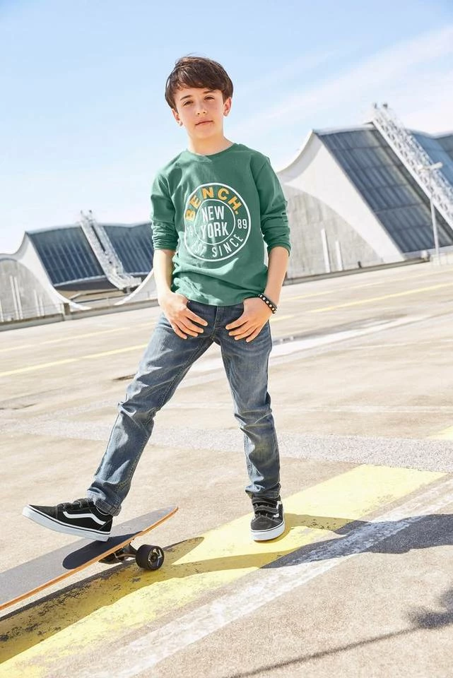 Bench. Langarmshirt mit Prägedruck 4 Bench. Langarmshirt mit Prägedruck – Bild 4