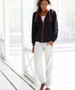 Bench. Relaxhose mit kontrastfarbenen Details Blau-meliert, Schwarz, Grau-meliert 12 Bench. Relaxhose mit kontrastfarbenen Details Blau-meliert, Schwarz, Grau-meliert -Bench Verkaufsgeschäft 17622466