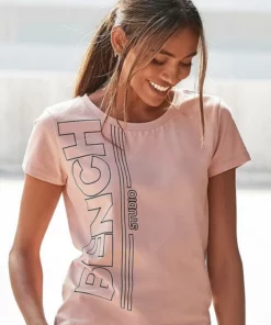 Bench. T-Shirt mit senkrechtem Logodruck Altrosa, Grau, Schwarz -Bench Verkaufsgeschäft 2b760c08 20e4 5ed4 921c 9d88d134d25f