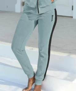 Bench. Sweathose mit Seitenstreifen und schmalem Bein Schwarz, Mint-schwarz, Rosa-schwarz, Anthrazit-meliert-schwarz 19 Bench. Sweathose mit Seitenstreifen und schmalem Bein Schwarz, Mint-schwarz, Rosa-schwarz, Anthrazit-meliert-schwarz -Bench Verkaufsgeschäft 33816317