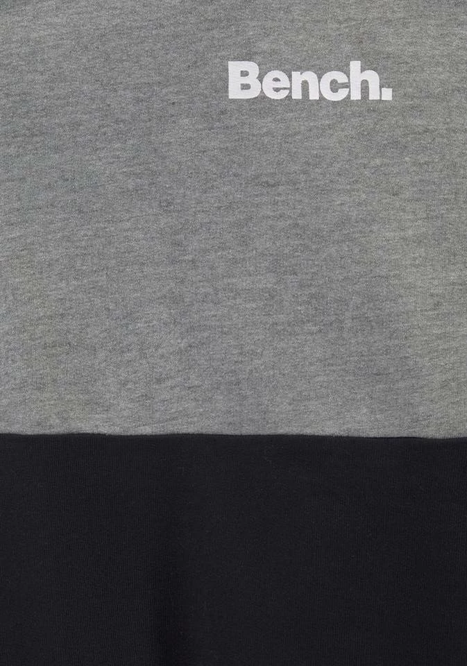 Bench. Kapuzensweatshirt in sehr weiter Form 4 Bench. Kapuzensweatshirt in sehr weiter Form – Bild 4