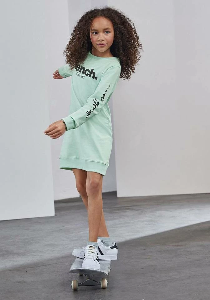 Bench. Sweatkleid mit Logo-Print 4 Bench. Sweatkleid mit Logo-Print – Bild 4