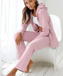 Bench. Relaxhose aus Piqué mit 3D-Logoschriftzug Black, Ecru, Old rose -Bench Verkaufsgeschäft 36024195