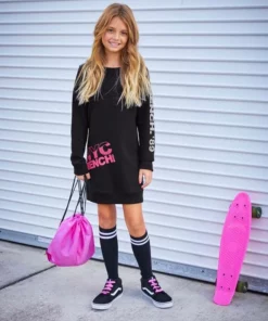 Bench. Sweatkleid in lockerer Passform -Bench Verkaufsgeschäft 36484276