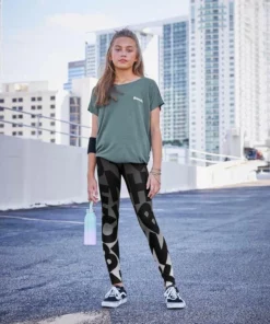 Bench. T-Shirt in weicher Viskose 9 Bench. T-Shirt in weicher Viskose -Bench Verkaufsgeschäft 36525033