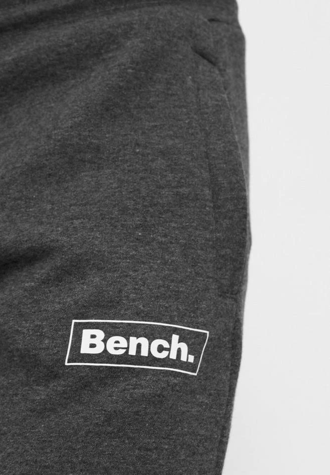 Bench. Jogginghose »Serge 2« Stickerei, weiches Innenfinish Navy, Schwarz, Grey marl, Charcoal Marl 4 Bench. Jogginghose »Serge 2« Stickerei, weiches Innenfinish Navy, Schwarz, Grey marl, Charcoal Marl – Bild 4