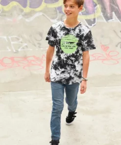 Bench. T-Shirt 8 Bench. T-Shirt -Bench Verkaufsgeschäft 4e820b7e a4b7 5beb acbd 07f13da98fd4