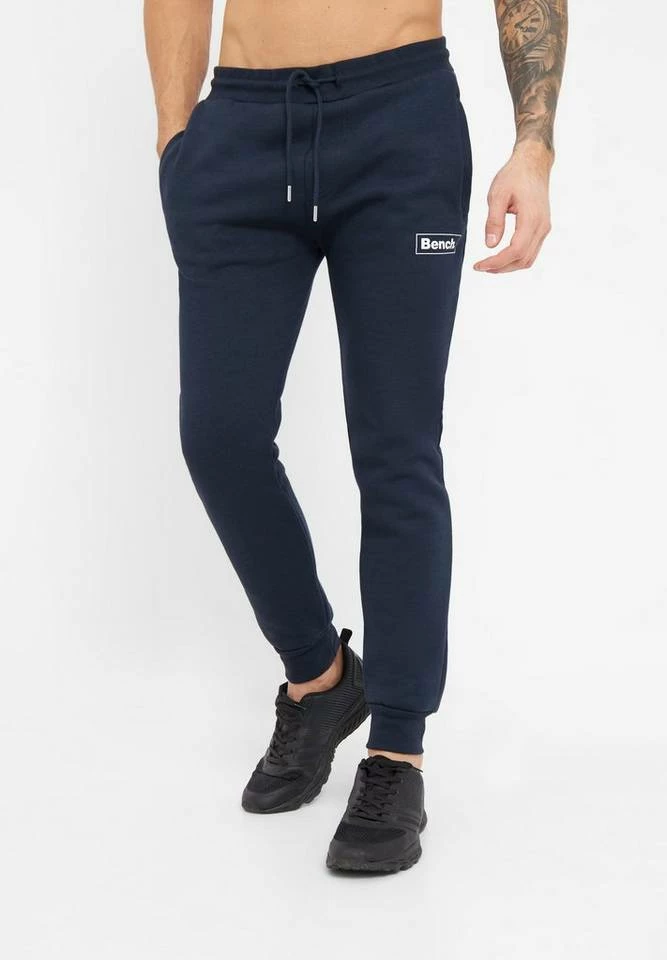 Bench. Jogginghose »Serge 2« Stickerei, weiches Innenfinish Navy, Schwarz, Grey marl, Charcoal Marl 14 Bench. Jogginghose »Serge 2« Stickerei, weiches Innenfinish Navy, Schwarz, Grey marl, Charcoal Marl – Bild 14