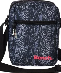 Bench. Umhängetasche »OTI301R Bench stylisches Cross Body Bag« (Umhängetasche), Damen, Jugend Umhängetasche Polyester, rot ca. 17cm x ca. 23cm Weinrot, Schwarz, Dunkelgrau, Ocker -Bench Verkaufsgeschäft 68932cc4 bf4b 519f 8827 5cc83fa9684e