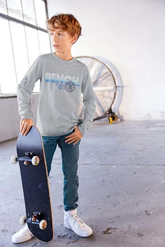 Bench. Langarmshirt 4 Bench. Langarmshirt – Bild 4