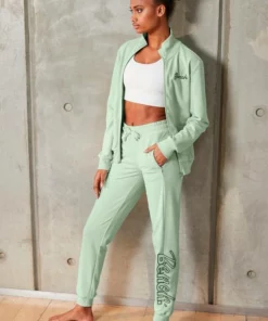 Bench. Relaxhose mit Logostickerei Schwarz, Mint-melange, Anthrazit-melange -Bench Verkaufsgeschäft 6d191906 9830 5dab b815 c520c4104e9b