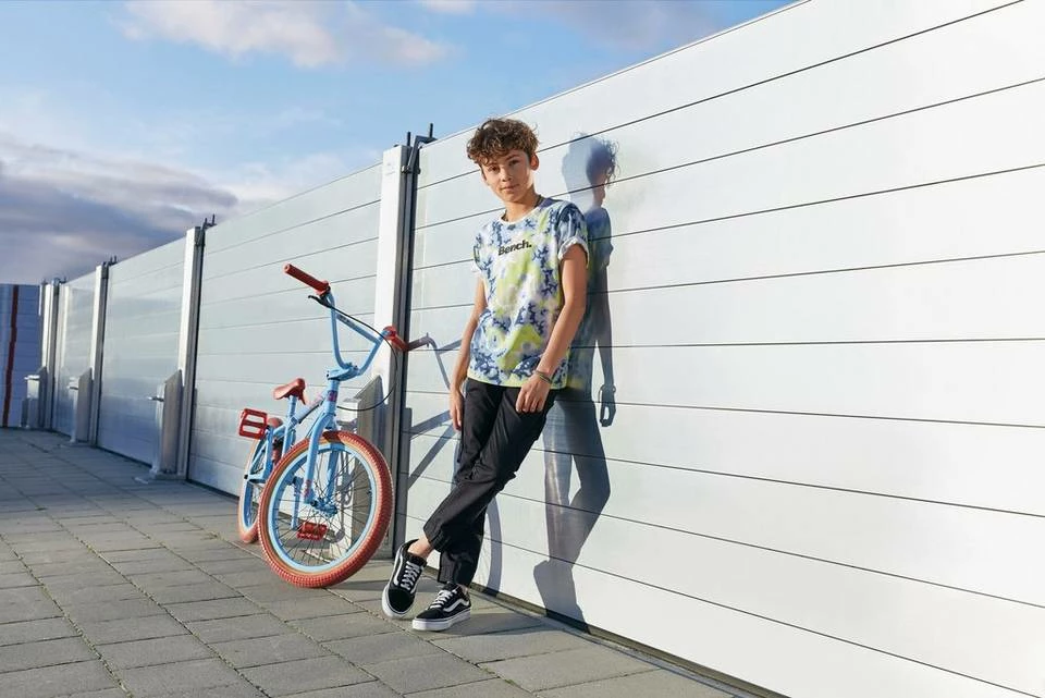 Bench. T-Shirt »Batik-Druck« 5 Bench. T-Shirt »Batik-Druck« – Bild 5