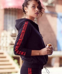 Bench. Kapuzensweatshirt mit Reißverschluss und regulierbaren Saum Ecru, Schwarz, Blau -Bench Verkaufsgeschäft 78d3442f 953f 5798 85ea df8c605ba8a2