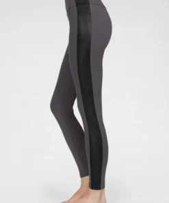 Bench. Leggings mit seitlichem Einsatz aus Lederimitation -Bench Verkaufsgeschäft 864180bd dfcf 5290 914f 66c84add8c12