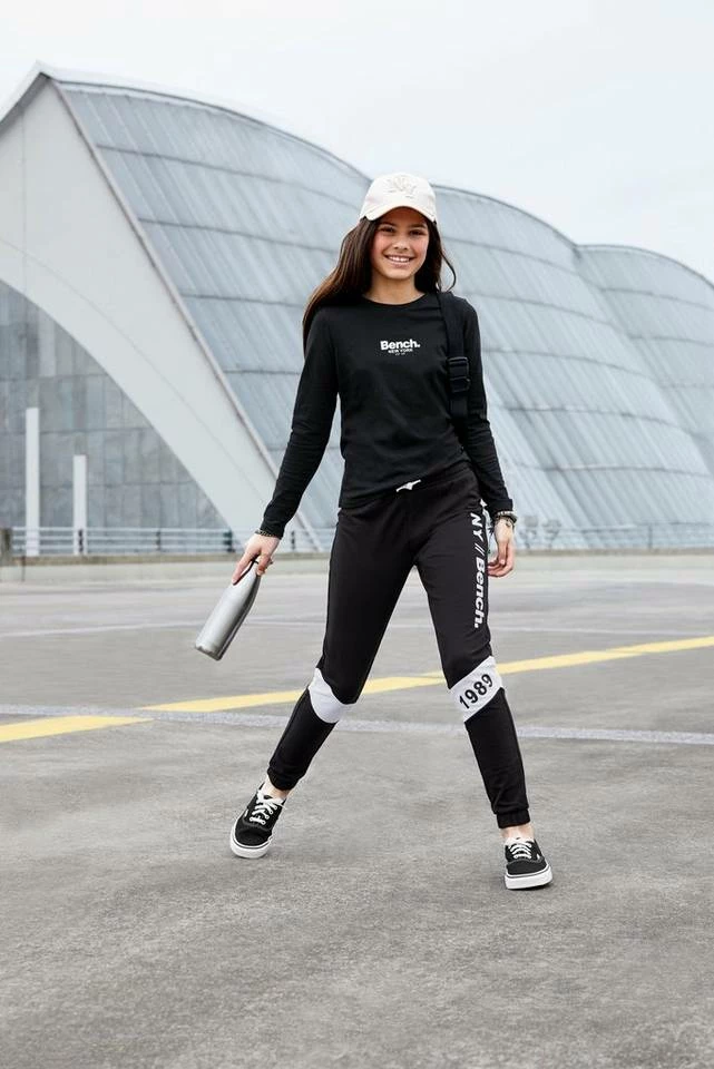 Bench. Sweathose mit Einsätzen und Logodruck 4 Bench. Sweathose mit Einsätzen und Logodruck – Bild 4