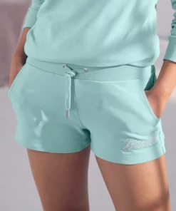 Bench. Sweatshorts mit glänzender Logostickerei Marine, Mint, Beere -Bench Verkaufsgeschäft a4c3f6f5 1654 5735 847c 7676d9b6215a