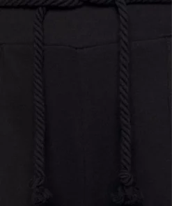 Bench. Bermudas mit Kordel und Eingrifftaschen Ecru, Schwarz 13 Bench. Bermudas mit Kordel und Eingrifftaschen Ecru, Schwarz -Bench Verkaufsgeschäft b862755f d797 5044 a4d4 fcf3fce98116