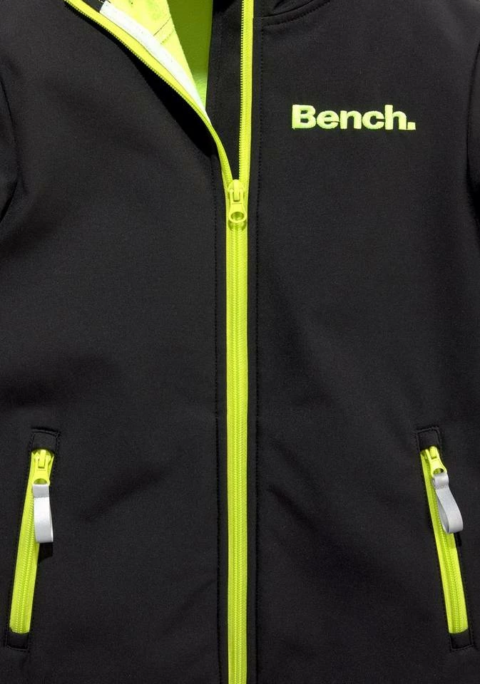 Bench. Softshelljacke »mit reflektierenden Details« 4 Bench. Softshelljacke »mit reflektierenden Details« – Bild 4