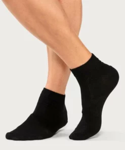Bench. Sportsocken (Box, 20-Paar) 3 Längen in einer Box 6 x schwarz | 7 x weiß | 7 x grau-meliert, 20 x schwarz -Bench Verkaufsgeschäft e219bc0e b0f3 5d4d 9117 9aeb6661af54