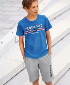 Bench. T-Shirt -Bench Verkaufsgeschäft e2ae1d7a 277b 5548 bd40 716e32980b5e