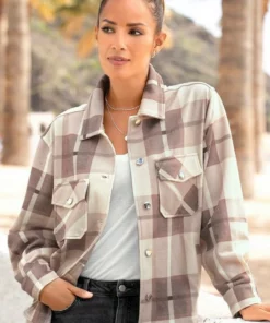 Bench. Hemdjacke im Karodesign