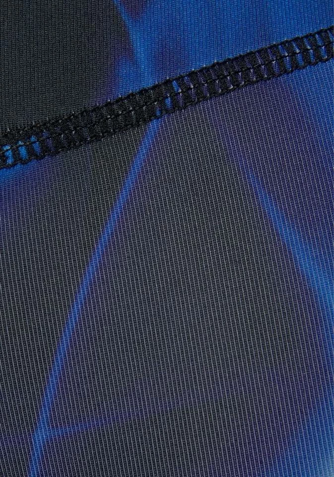 Bench. Funktionsshorts mit breitem Bündchen 7 Bench. Funktionsshorts mit breitem Bündchen – Bild 7