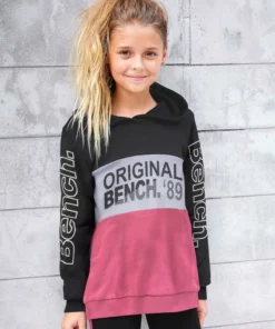 Bench. Kapuzensweatshirt mit Logoprints -Bench Verkaufsgeschäft e98d2d9a af5d 5f39 a820 b777085ae08f