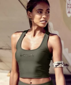 Bench. Crop-Top bauchfreies Crop-Top -Bench Verkaufsgeschäft f48de0b5 cbf1 554f b938 0c2d942a21d3