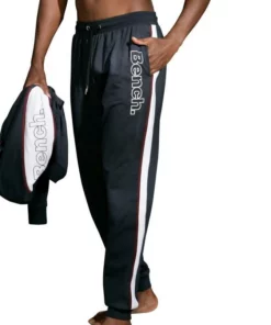 Bench. Relaxhose mit aufgesetzten Streifen an der Seite und Logodruck -Bench Verkaufsgeschäft f53cf654 6475 52cb 9f1a ad3e84eb77ac