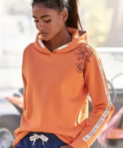 Bench. Kapuzensweatshirt mit Blumenprint und Logotapes Mandarine, Dunkelblau, Creme 20 Bench. Kapuzensweatshirt mit Blumenprint und Logotapes Mandarine, Dunkelblau, Creme -Bench Verkaufsgeschäft f7d1c716 2332 5743 8e34 ce6b4b8b7bb9